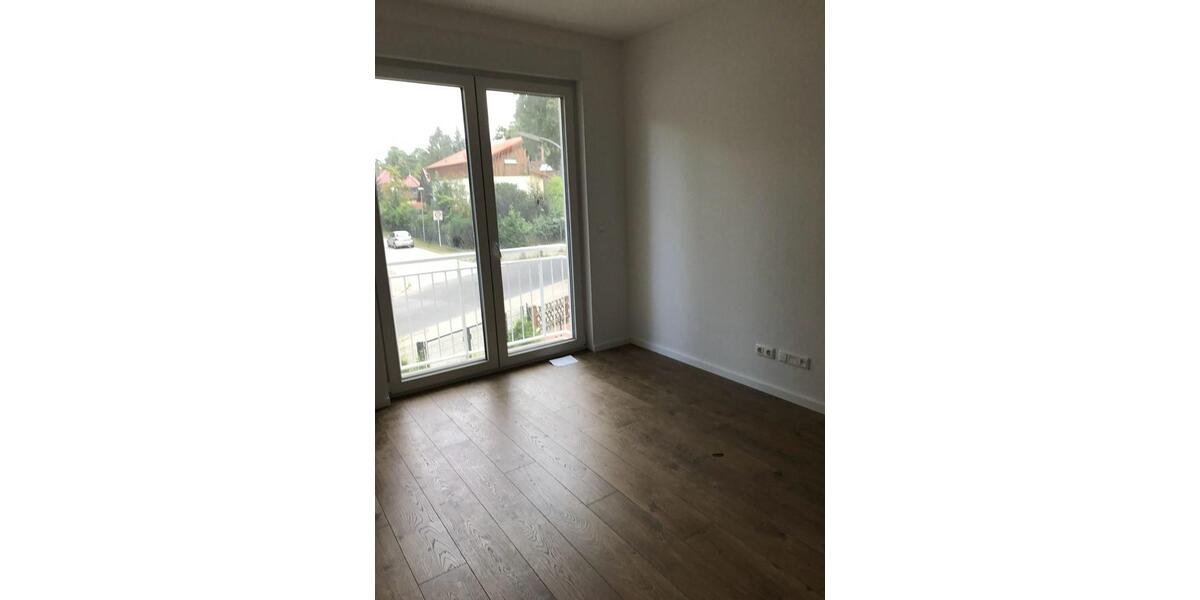 Reihenhaus Berlin Reinickendorf - 5 Zimmer, 160 m&sup2;, 2.350&euro; | Angebot:25722107