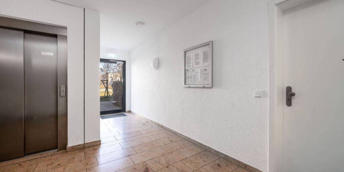 Terrassenwohnung Berlin Lankwitz - 3 Zimmer, 82 m&sup2;, 2.380&euro; | Angebot:26162862