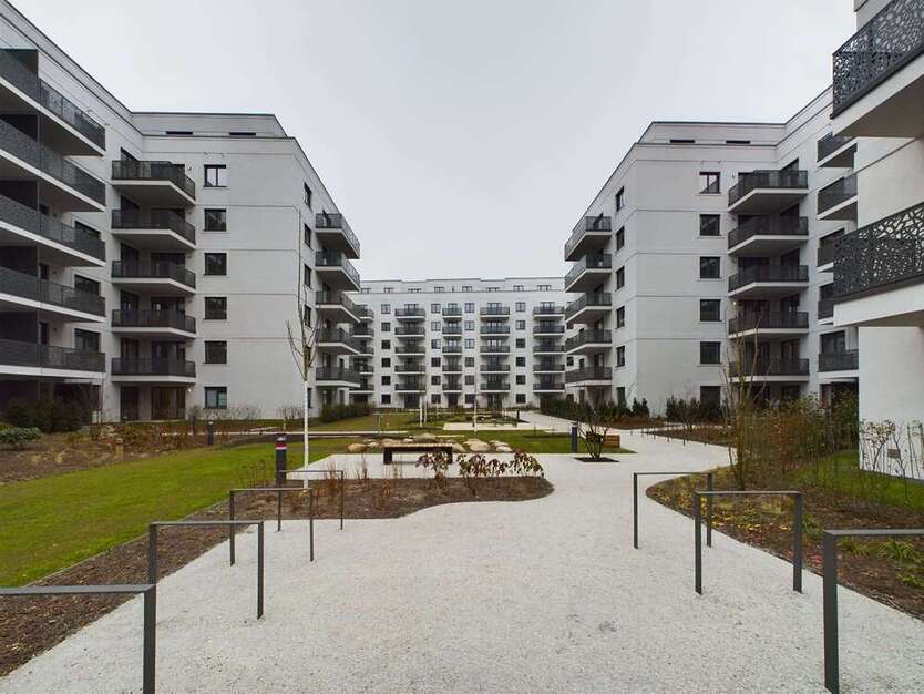 Wohnung zum Mieten in Berlin 2.495 € 99.59 m²