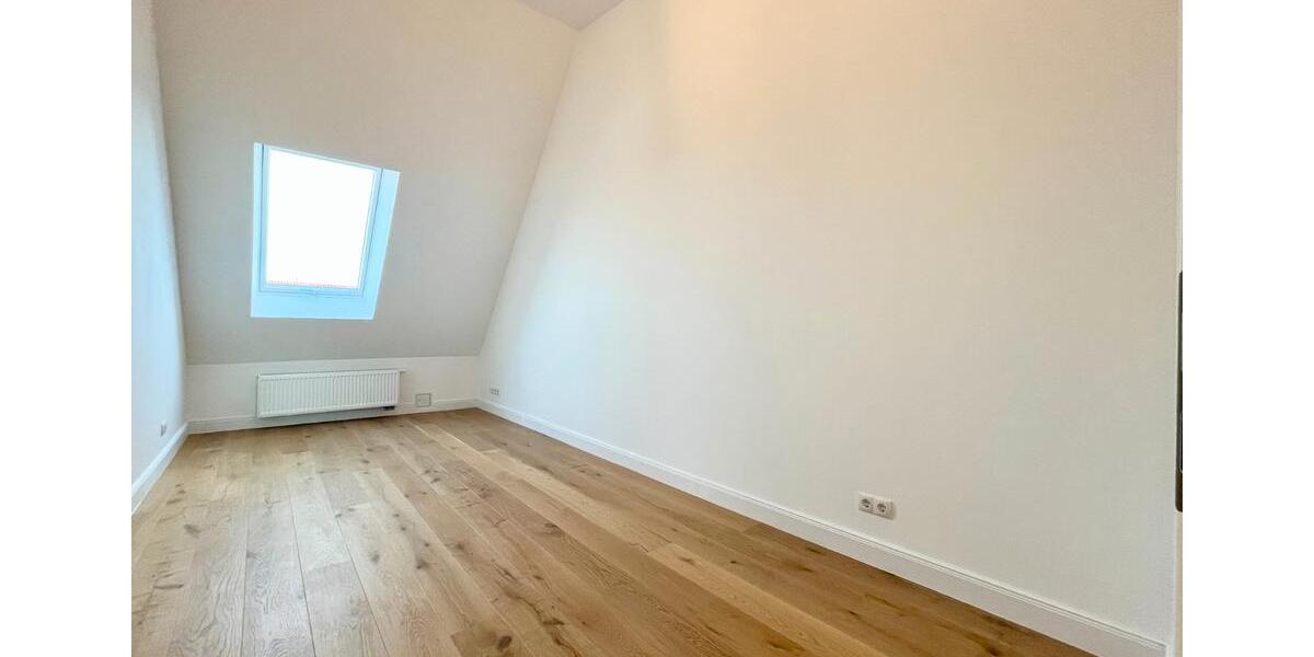 Dachgeschoßwohnung Berlin Treptow-Köpenick - 3 Zimmer, 87 m&sup2;, 1.820&euro; | Angebot:26014441