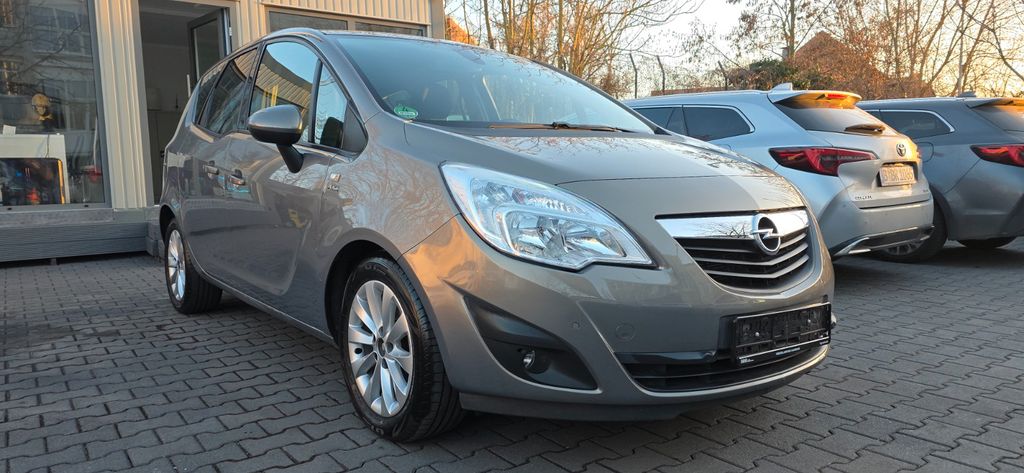 Opel Meriva 74.854 km 7.499 &euro; Berlin 13581
