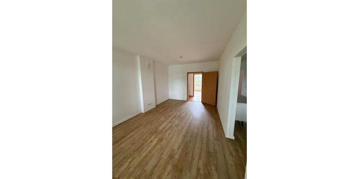 Etagenwohnung Berlin Lichtenberg - 3 Zimmer, 75 m&sup2;, 850&euro; | Angebot:27686949
