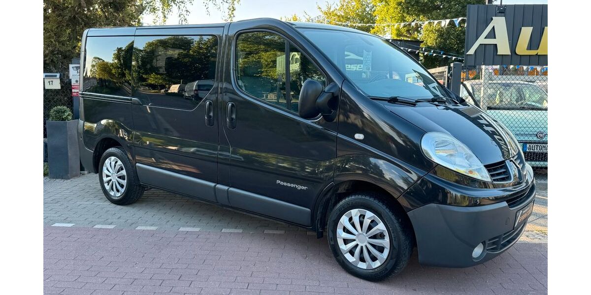 Renault Trafic 199.988 km 8.990 &euro; BERLIN 13127