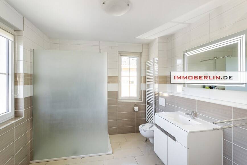 Einfamilienhaus Schönefeld Großziethen - 6 Zimmer, 143 m&sup2;, 1.349.000&euro; | Angebot:26410212