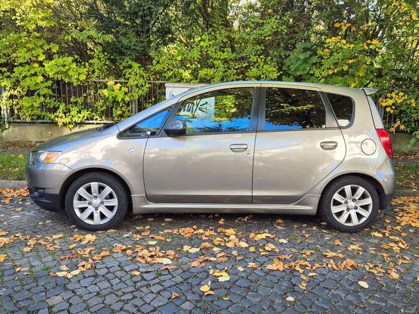 Mitsubishi Colt 166.000 km 4.950 € Berlin 14167