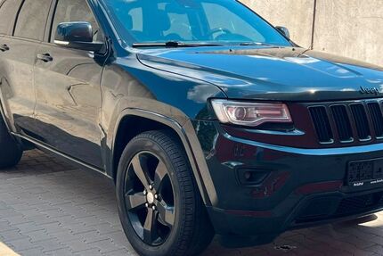 Jeep Grand Cherokee 178.445 km 10.999 &euro; Berlin 13581