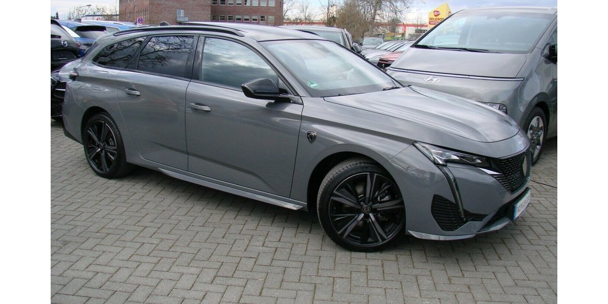 Peugeot 308 1.5 BlueHDi GT Premium ACC LED AHK Pano Focal 14.551 km 27.980 &euro; Falkensee 14612
