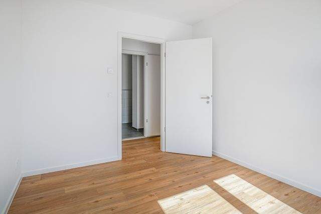 Etagenwohnung Berlin Siemensstadt - 4 Zimmer, 98 m&sup2;, 1.777&euro; | Angebot:25837935