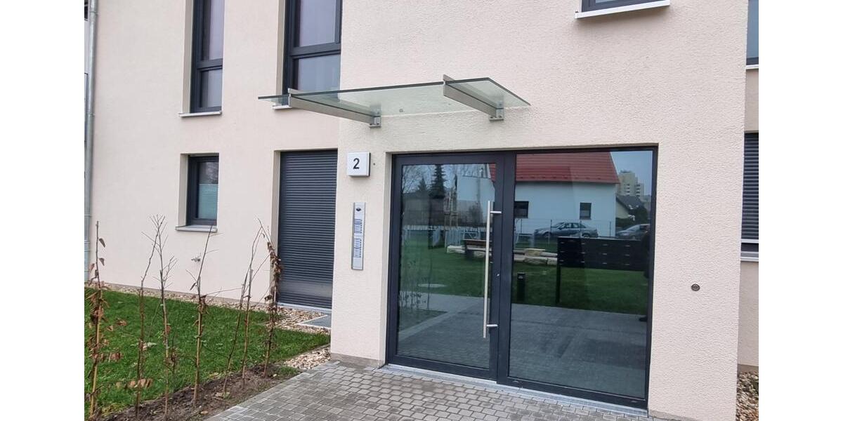 Erdgeschoßwohnung Berlin Reinickendorf - 2 Zimmer, 95 m&sup2;, 1.590&euro; | Angebot:24680157