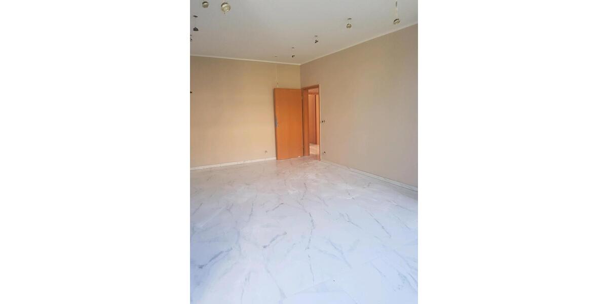 Erdgeschoßwohnung Berlin Spandau - 4 Zimmer, 108 m&sup2;, 2.500&euro; | Angebot:26447085
