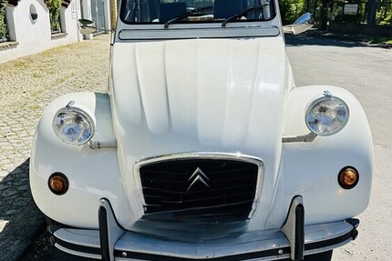 Citroen 2 CV 68.000 km 15.500 € Berlin 10178