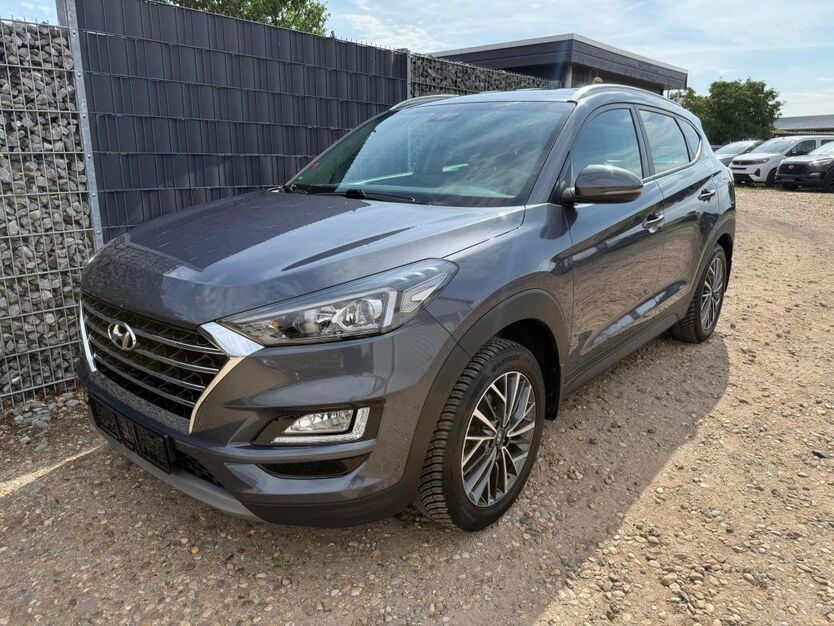 Hyundai TUCSON 68.450 km 16.690 € Panketal 16341