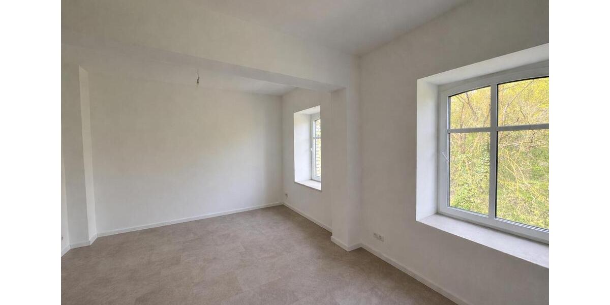 Etagenwohnung Rüdersdorf bei Berlin - 3 Zimmer, 95 m&sup2;, 1.500&euro; | Angebot:26677797
