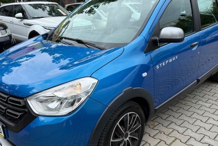 Dacia Lodgy 109.000 km 8.650 &euro; Berlin Wittenau -Reinickendorf 13407