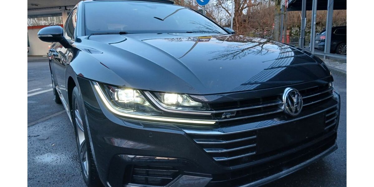 VW Arteon 104.000 km 21.999 &euro; Blankenfelde-Mahlow 15831