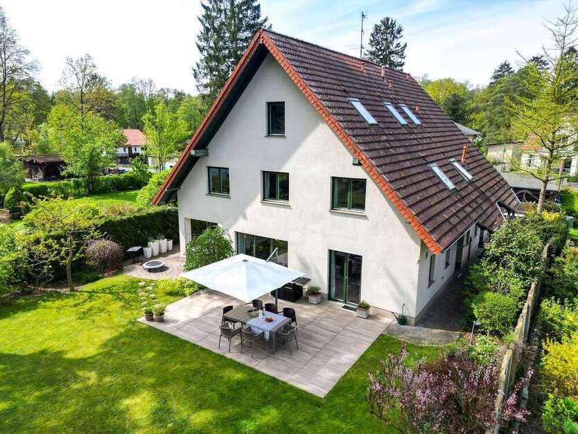 Haus zum Kaufen in PetershagenEggersdorf 1.199.000 € 342.2 m²