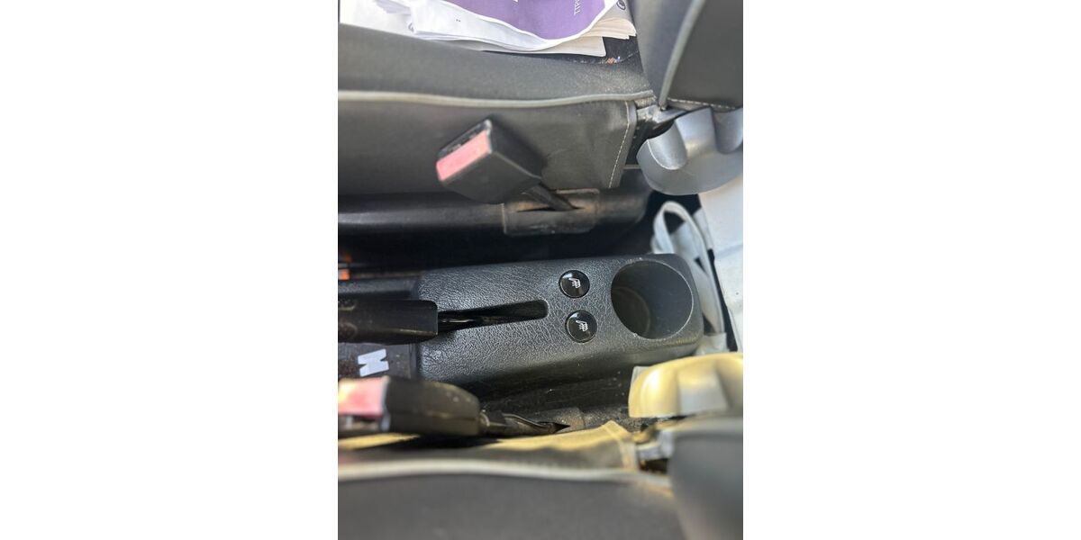 Peugeot Partner 112.000 km 3.450 € Berlin 12621