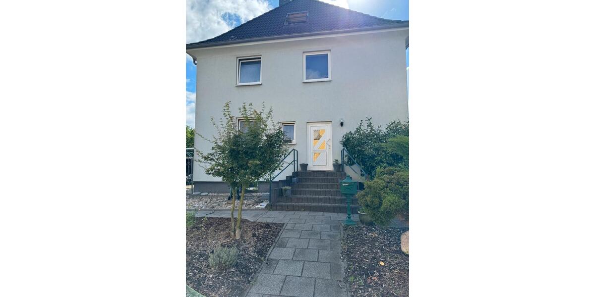 Doppelhaushälfte - 5 Zimmer, 130 m&sup2;, 289.000&euro; | Angebot:27023067