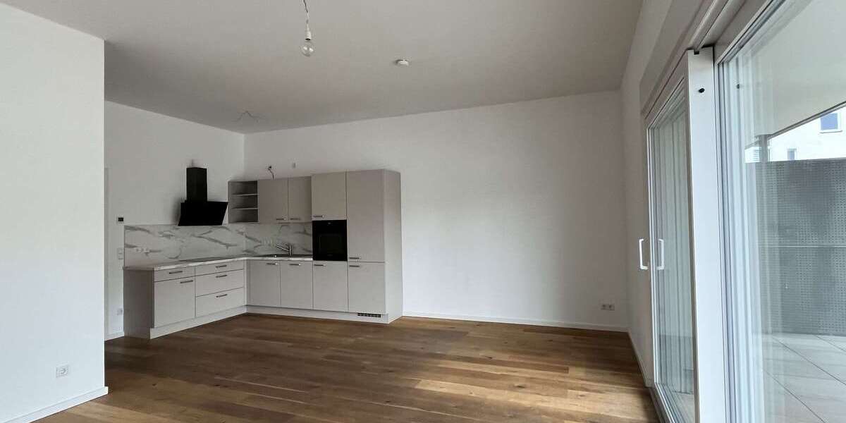 Etagenwohnung Königs Wusterhausen - 2 Zimmer, 84 m&sup2;, 1.265&euro; | Angebot:27162473