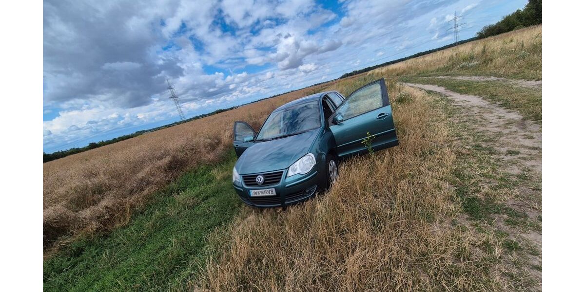 VW Polo 109.000 km 3.200 &euro; berlin 12627