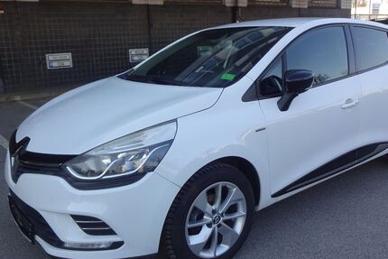 Renault Clio 138.000 km 7.900 &euro; Berlin 12249