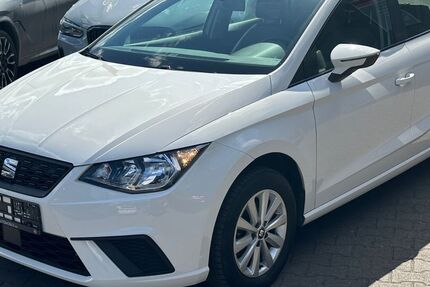 Seat Ibiza 82.300 km 13.900 &euro; Berlin 12057