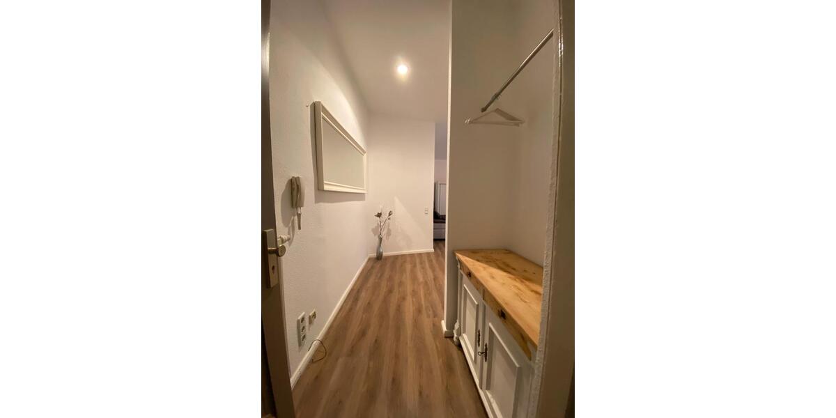 Etagenwohnung Berlin Treptow-Köpenick - 1 Zimmer, 49 m&sup2;, 842&euro; | Angebot:26247850