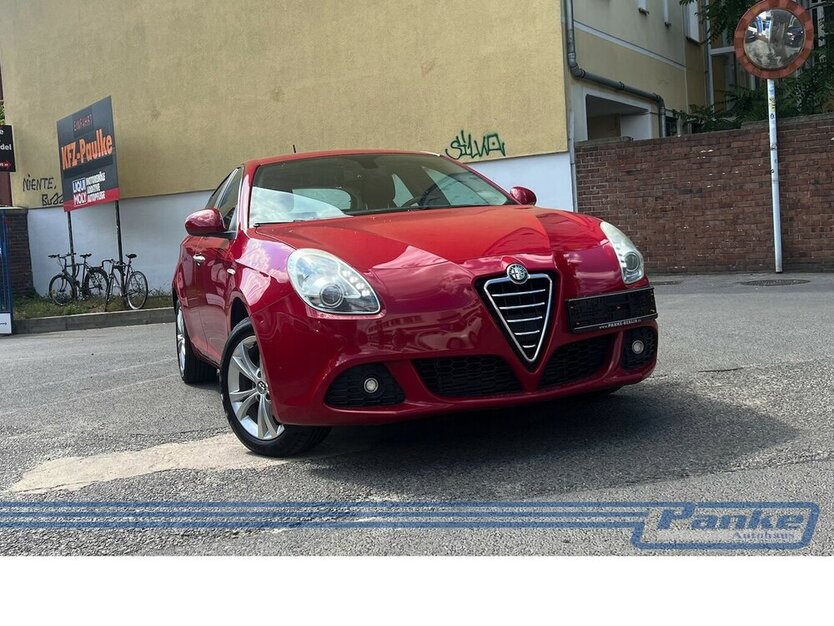 Alfa Romeo Giulietta 1.4 TB 16V Turismo*PDC*2Hand*LED*Tempo 125.000 km 6.480 € Berlin 13187
