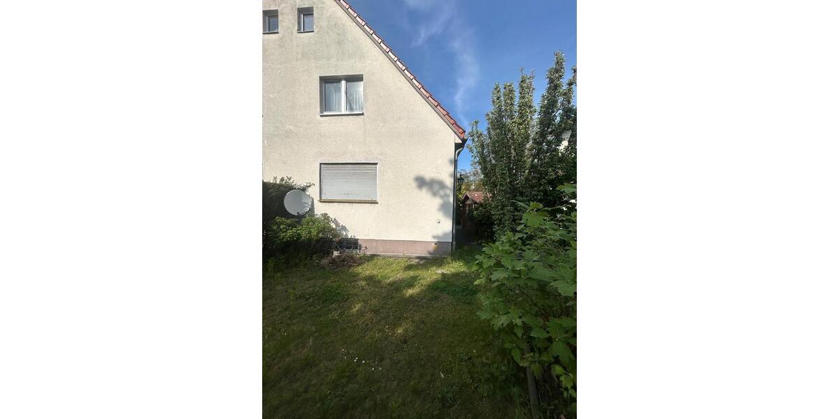 Doppelhaushälfte Berlin Neukölln - 4 Zimmer, 100 m&sup2;, 2.550&euro; | Angebot:26662044