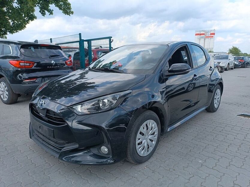 Yaris