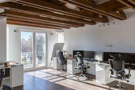 HOMESK - Sonnendurchflutetes Büro im Dachgeschoss-Neubau in Rudow 3 zimmer