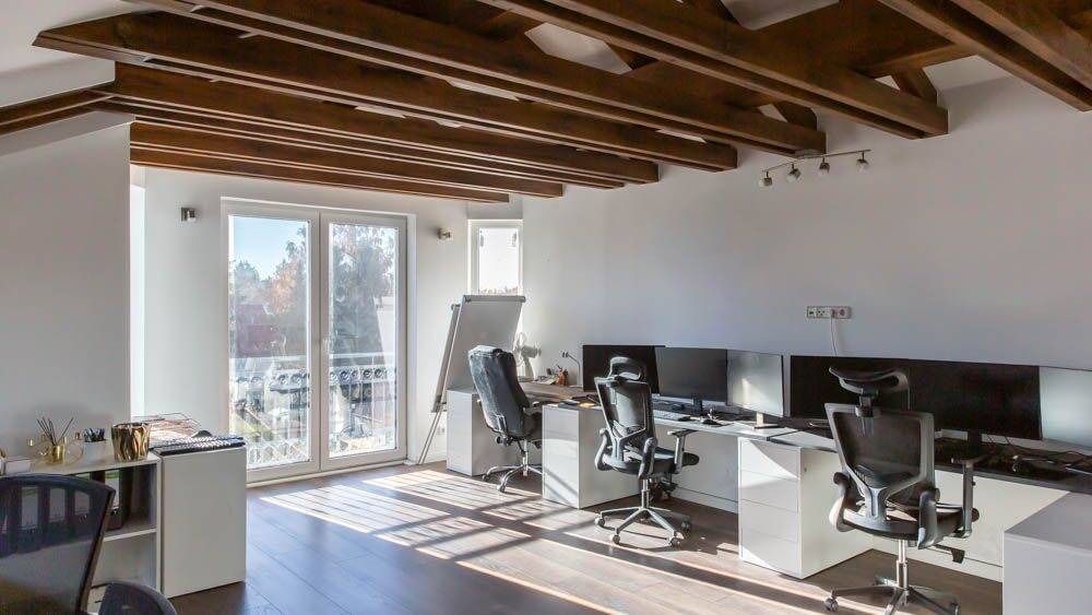 HOMESK - Sonnendurchflutetes Büro im Dachgeschoss-Neubau in Rudow 3 zimmer