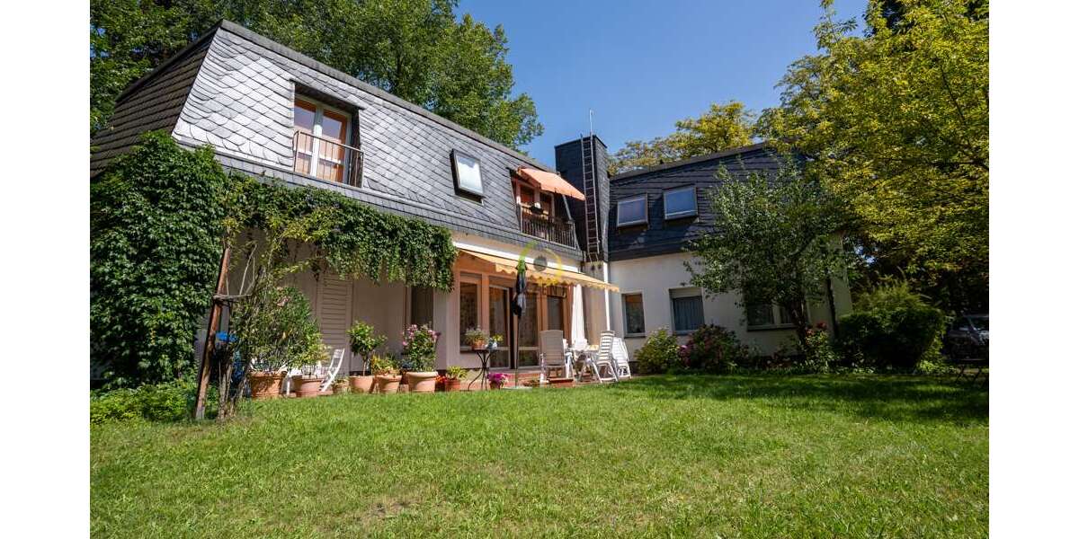 Haus zum Kaufen in Berlin 2.400.000 € 302.27 m² 8 zimmer