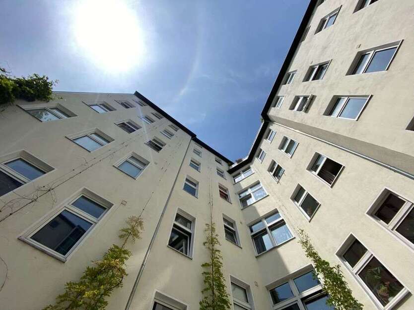 Wohnung zum Kaufen in Berlin 240.000 € 53.53 m²