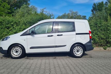 Ford Transit Courier 100.000 km 10.500 &euro; Berlin 13089