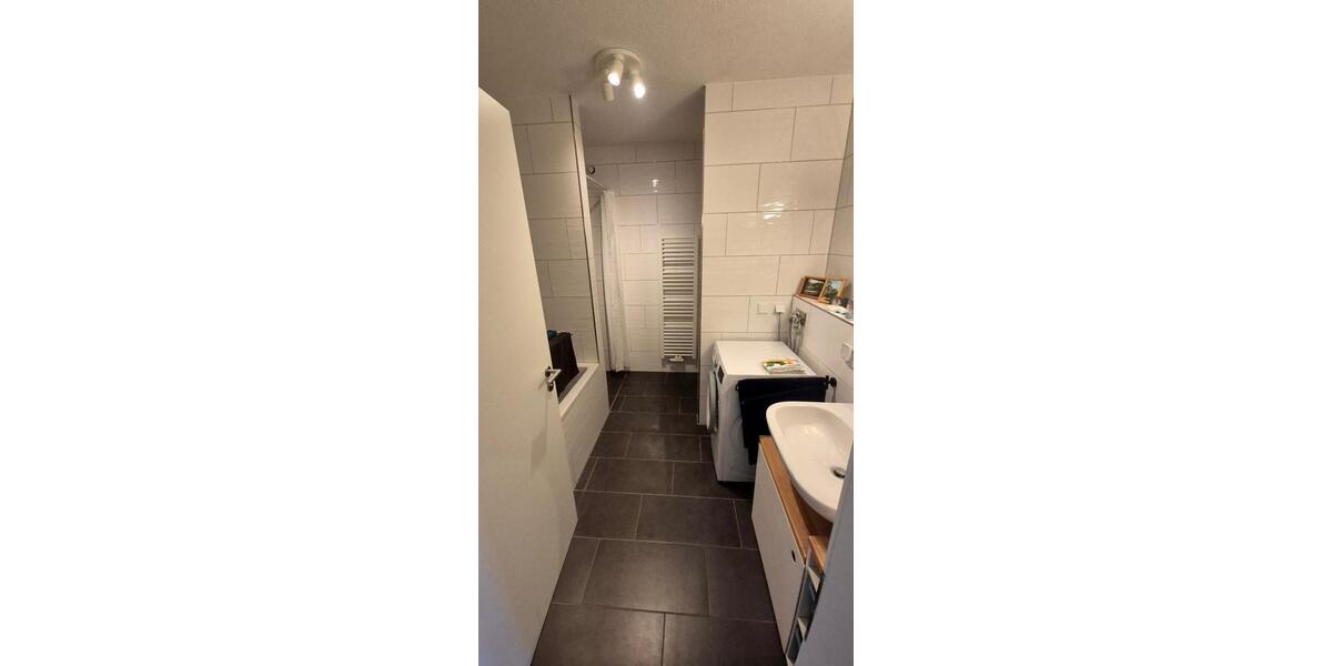 Etagenwohnung Berlin Treptow-Köpenick - 3 Zimmer, 75 m&sup2;, 1.700&euro; | Angebot:24585300