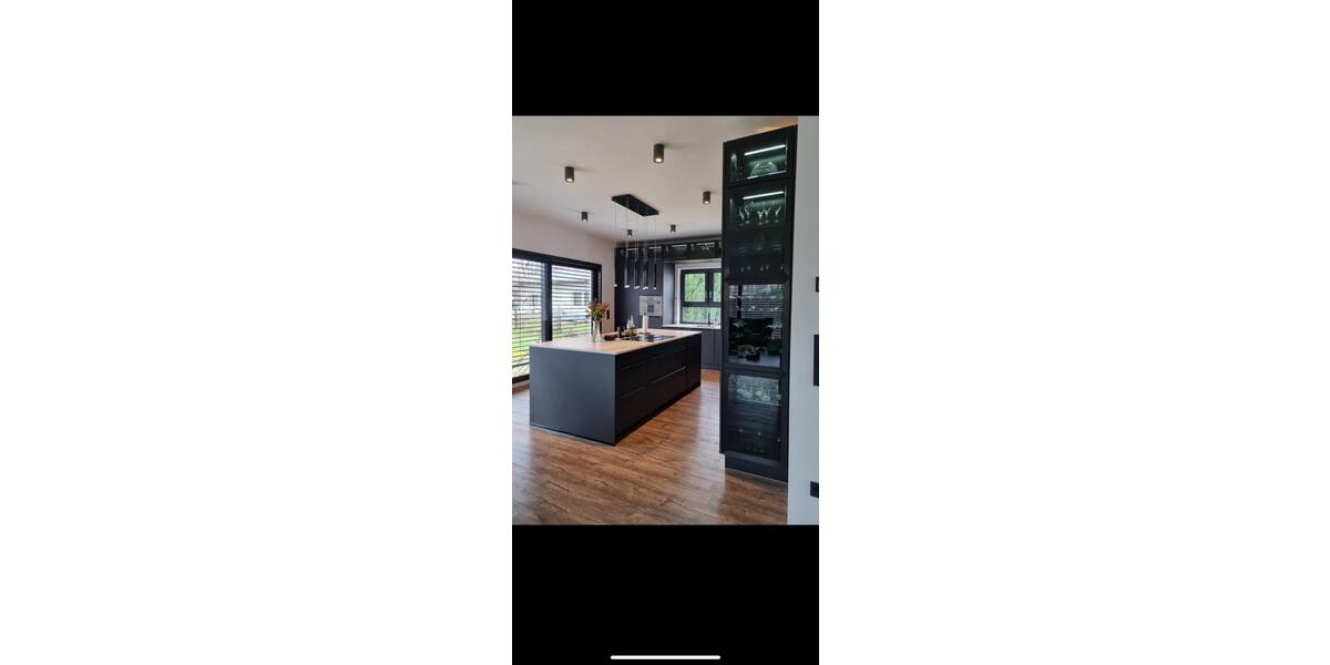 Villa Brieselang - 7 Zimmer, 248 m&sup2;, 1.500.000&euro; | Angebot:26577976