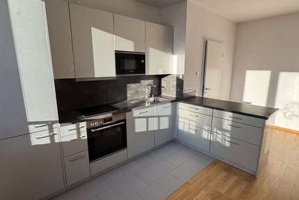 Wohnung Berlin Mitte - 4 Zimmer, 107 m&sup2;, 2.400&euro; | Angebot:24724209