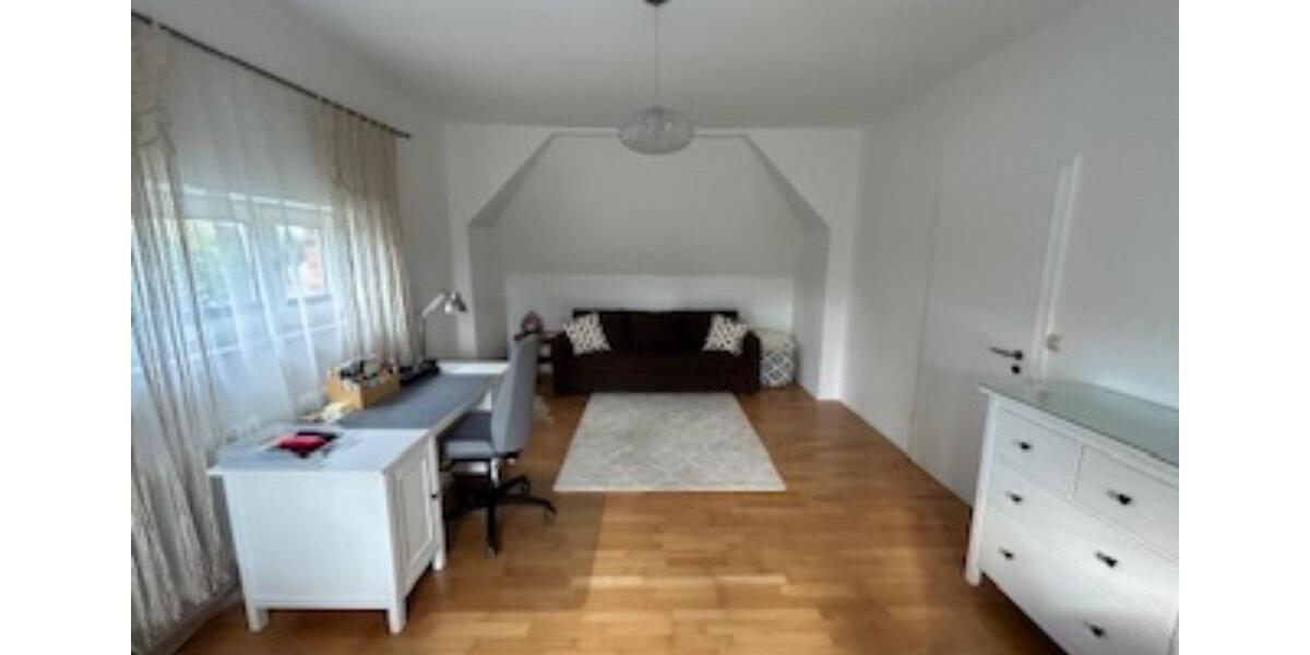 Dachgeschoßwohnung Berlin Neukölln - 2 Zimmer, 60 m&sup2;, 1.100&euro; | Angebot:25886952