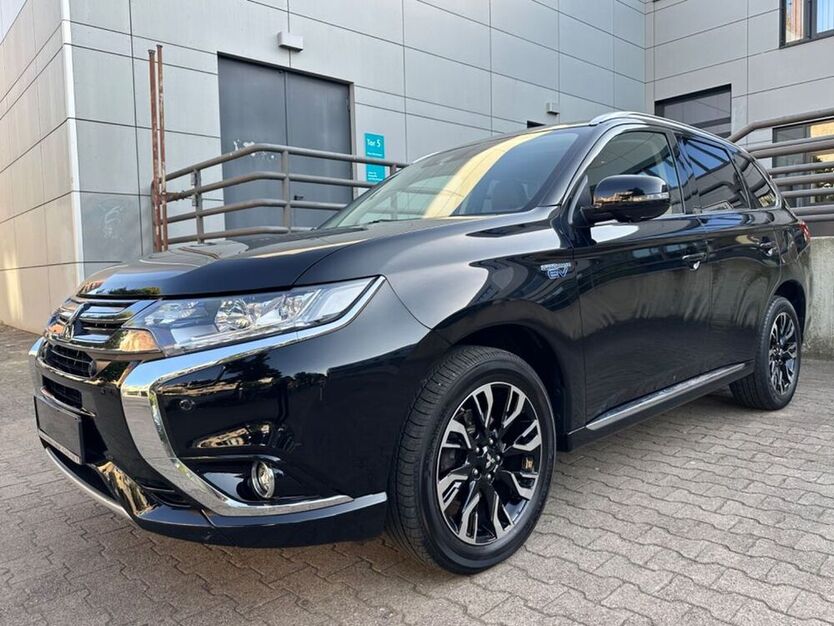 Plug-in Hybrid Outlander