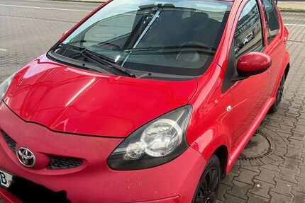 Toyota Aygo (X) 156.000 km 1.600 &euro; Berlin 13439