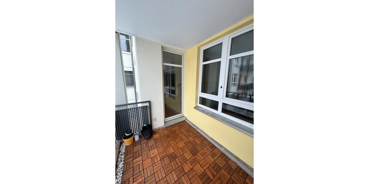 Etagenwohnung Berlin Lichtenberg - 2 Zimmer, 59 m&sup2;, 1.200&euro; | Angebot:24740902