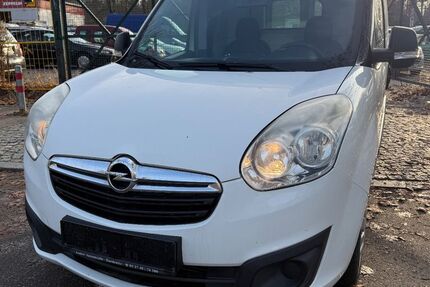Opel Combo 153.000 km 4.400 &euro; Berlin 12109
