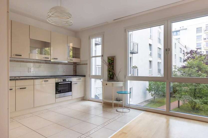 Wohnung zum Mieten in Berlin 2.390 € 137 m²