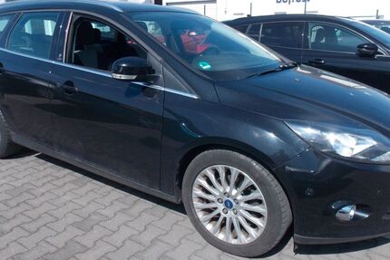 Ford Focus 125.000 km 7.390 &euro; Mahlow 15831