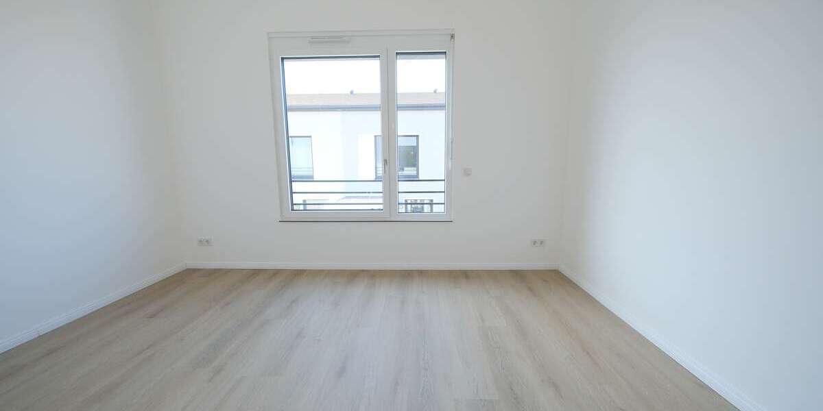 Wohnung zum Mieten in Oranienburg 1.305 € 87 m² 3 zimmer