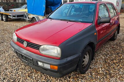 VW Golf 227.000 km 790 &euro; Rüdersdorf OT Tasdorf 15562