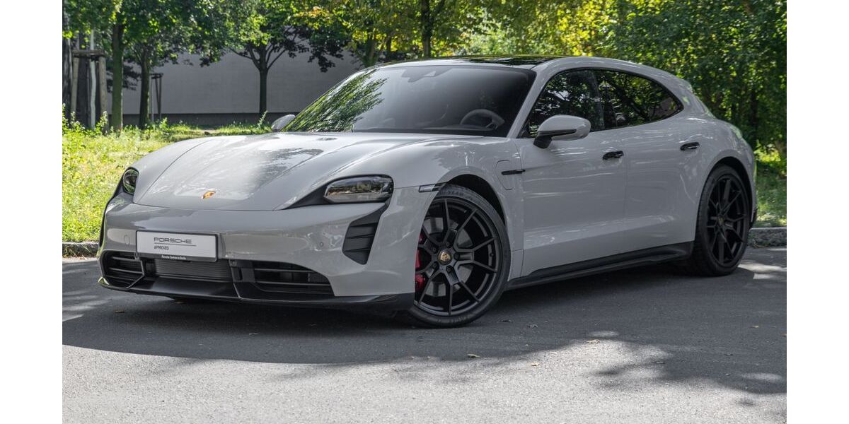 Porsche Taycan 15.932 km 93.930 &euro; Berlin 10587