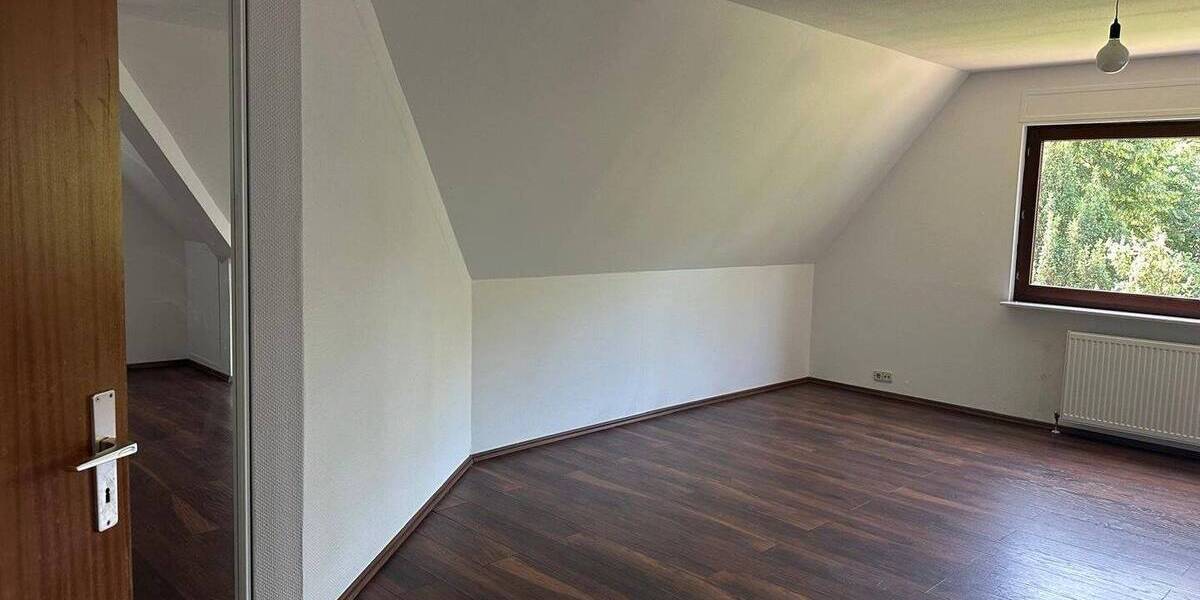 Einfamilienhaus Berlin Kladow - 7 Zimmer, 200 m&sup2;, 2.990&euro; | Angebot:23944546