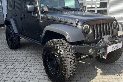 Jeep Wrangler 48.402 km 46.990 € Berlin 14167